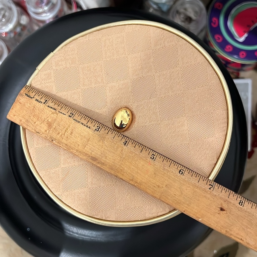 Givenchy - Picture 8 of 10